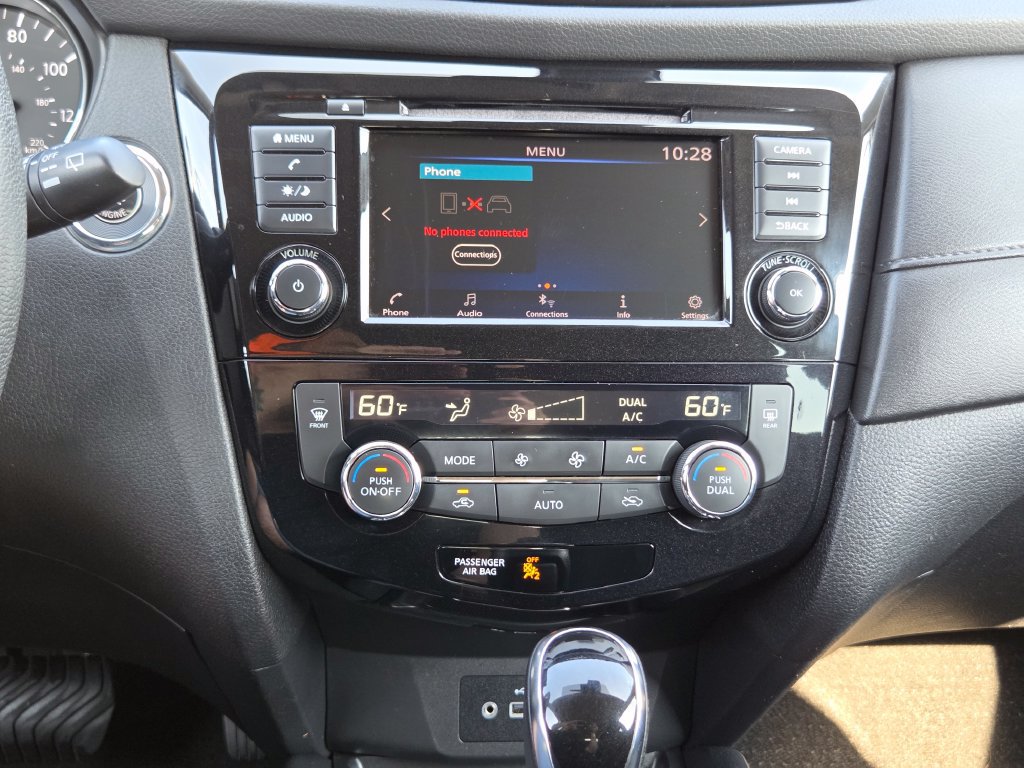 Used 2019 Nissan Rogue SV AWD/4WD image 34