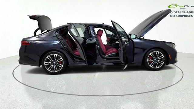 Used 2026 BMW 540i xDrive AWD/4WD image 20