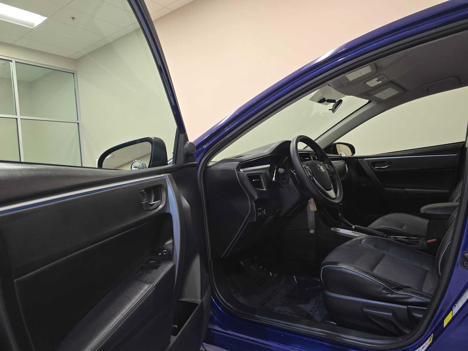 Used 2014 Toyota Corolla S FWD image 22