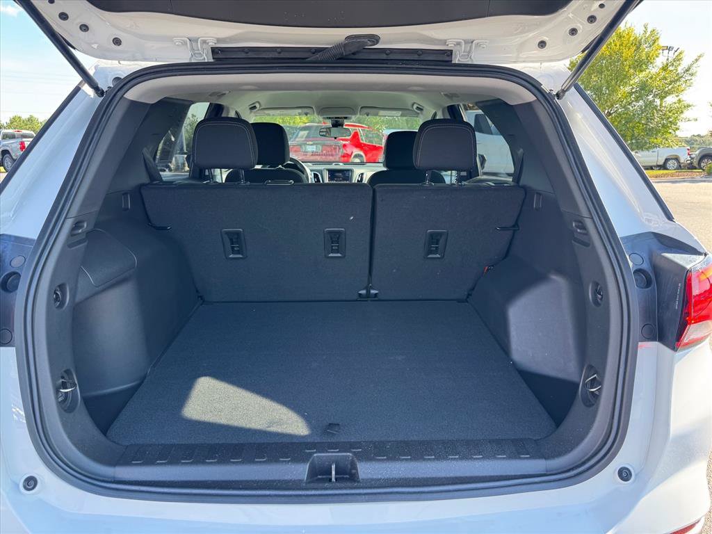 Used 2024 Chevrolet Equinox LS w/ LS Convenience Package FWD image 10
