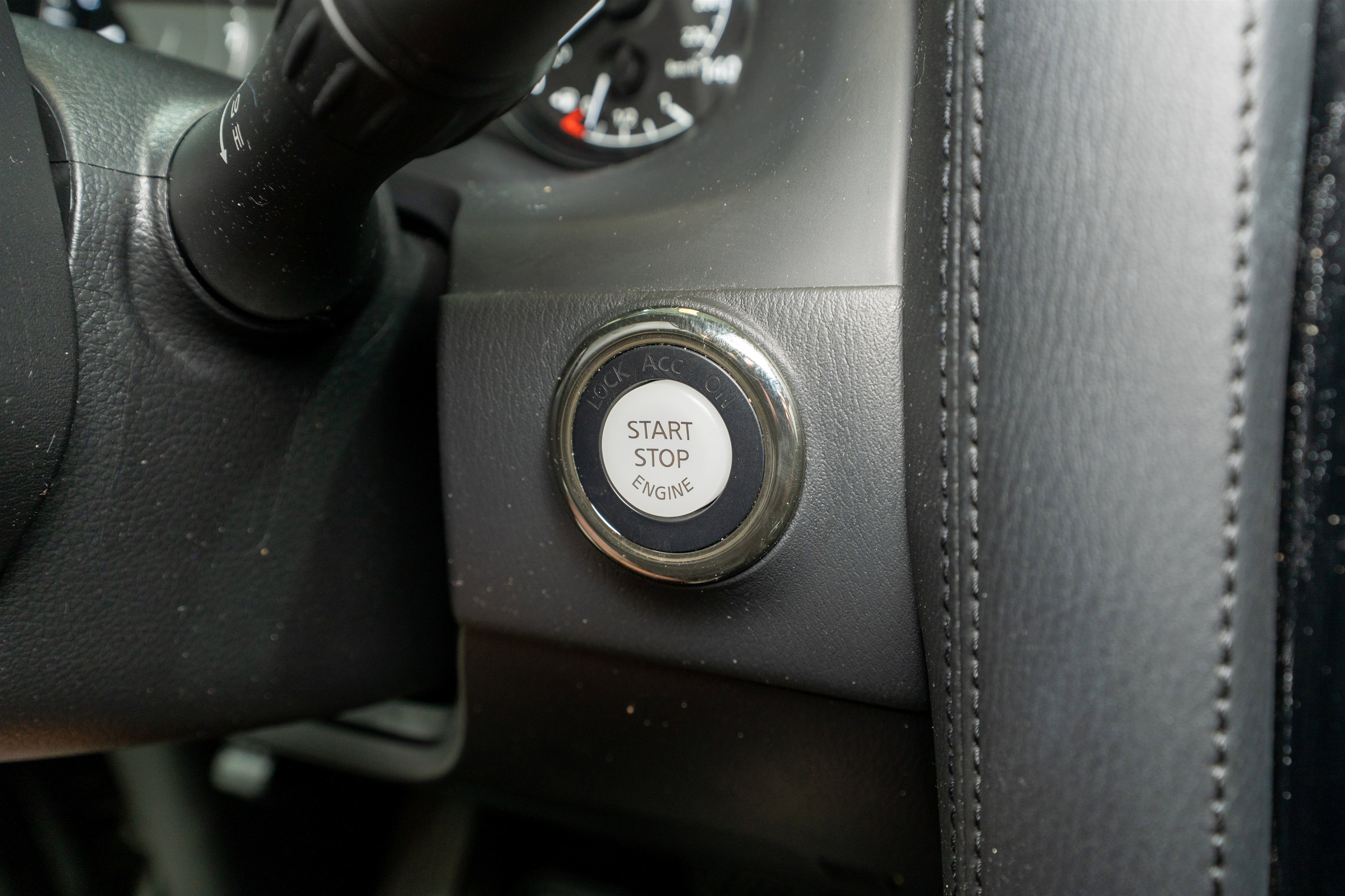 Used 2022 Nissan Armada SV w/ Cargo Package RWD image 29