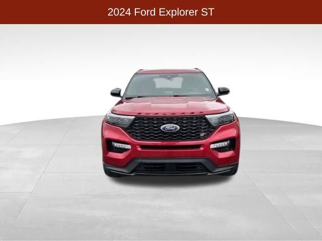 Used 2024 Ford Explorer ST w/ Equipment Group 401A image 2