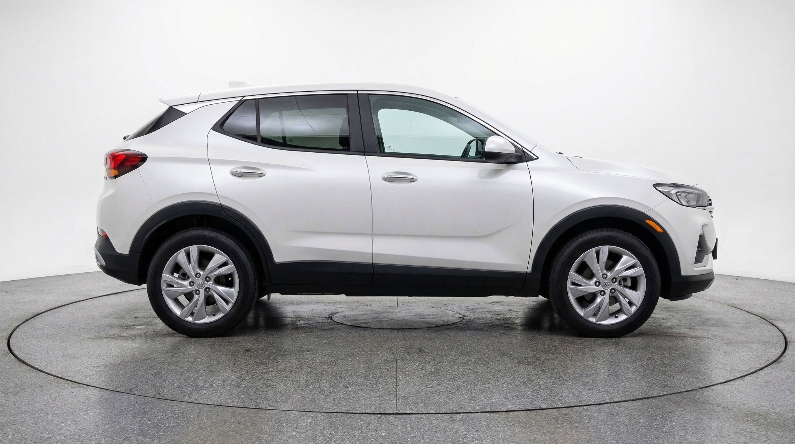 Used 2025 Buick Encore GX Preferred image 11