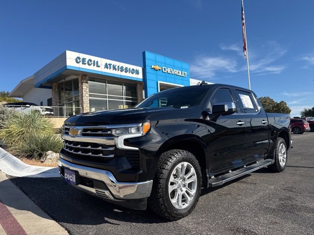 Used 2022 Chevrolet Silverado 1500 LTZ w/ LTZ Premium Package image 1