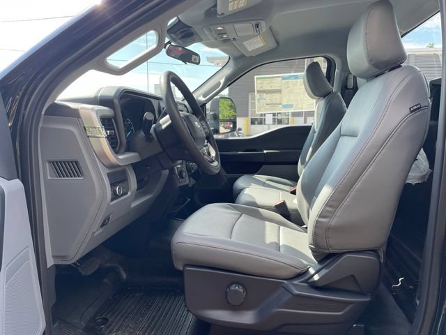 New 2026 Ford F250 XL w/ XL Chrome Package AWD/4WD image 14