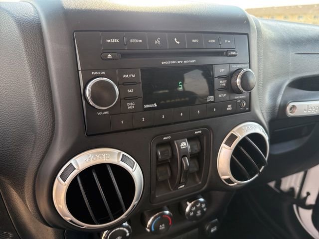 Used 2015 Jeep Wrangler Unlimited Sahara w/ Max Tow Package image 22