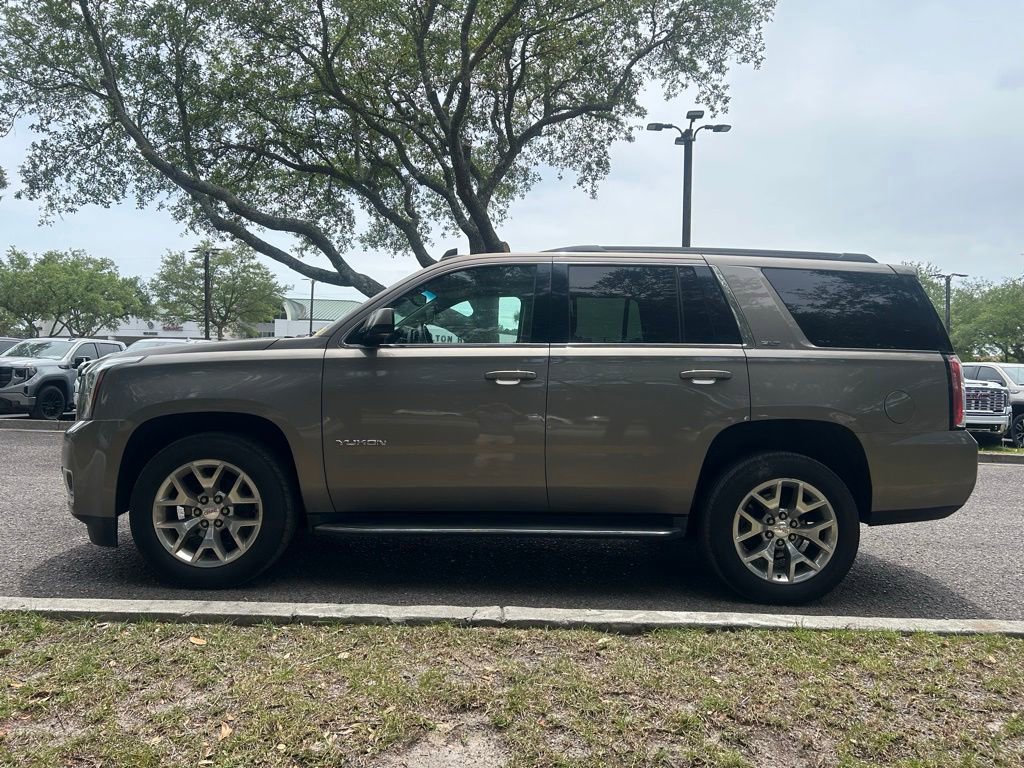 Used 2019 GMC Yukon SLT RWD image 2