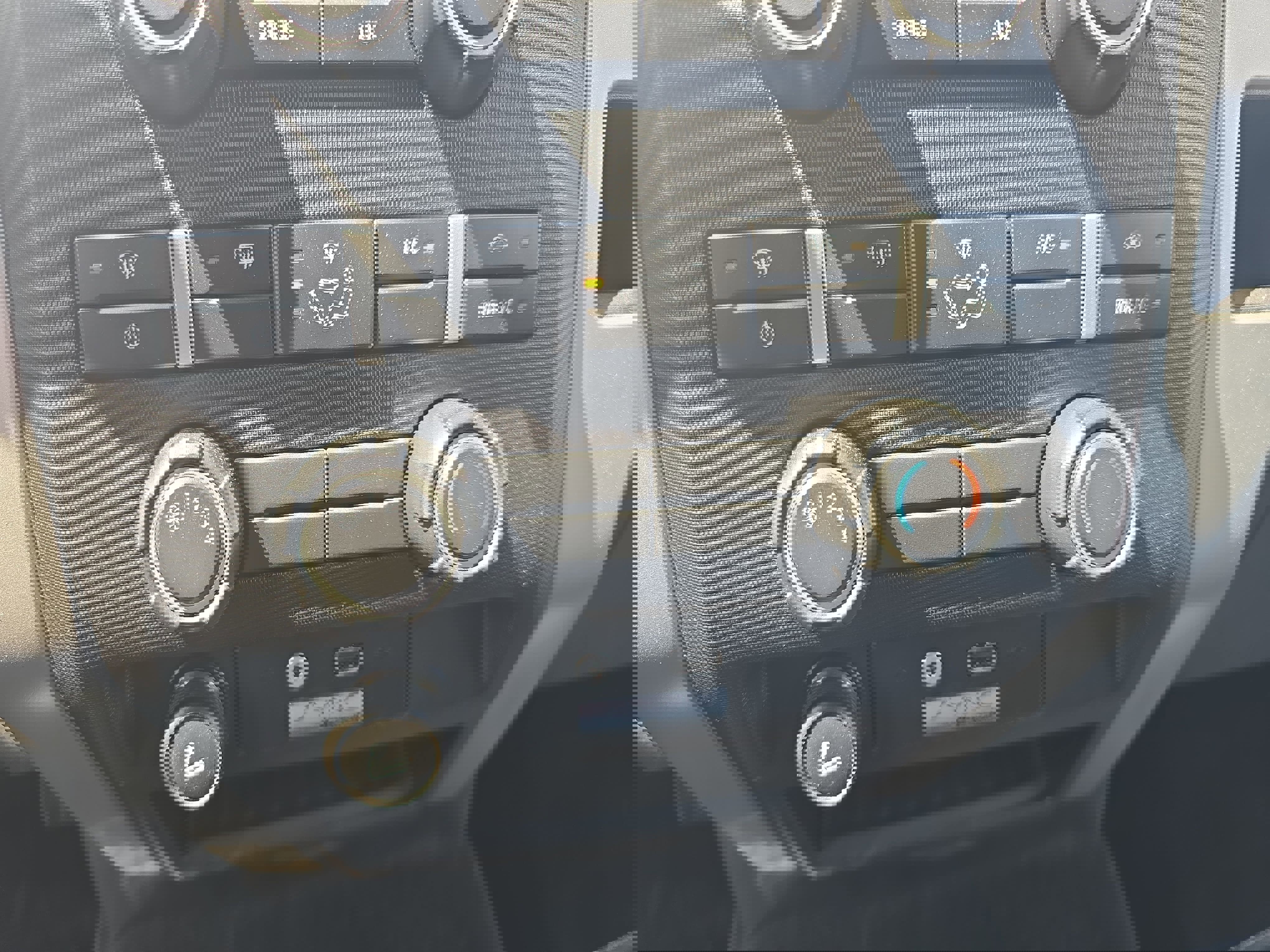 Used 2012 Ford F150 XLT w/ XLT Chrome Pkg image 21