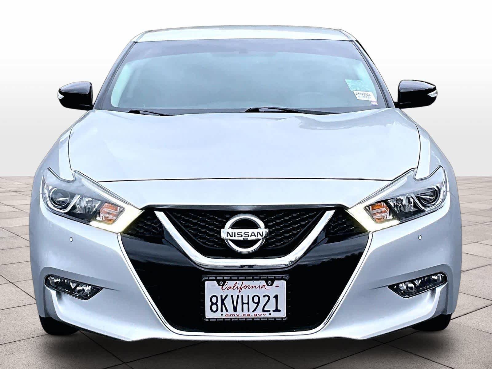 Used 2018 Nissan Maxima SR FWD image 3