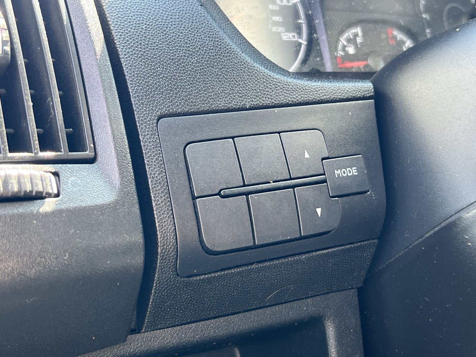 Used 2016 RAM ProMaster 1500 FWD image 24