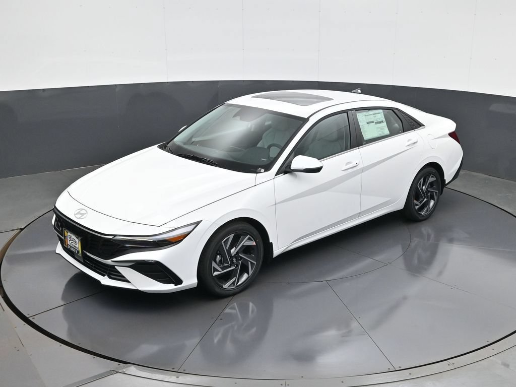 New 2026 Hyundai Elantra Limited FWD image 13