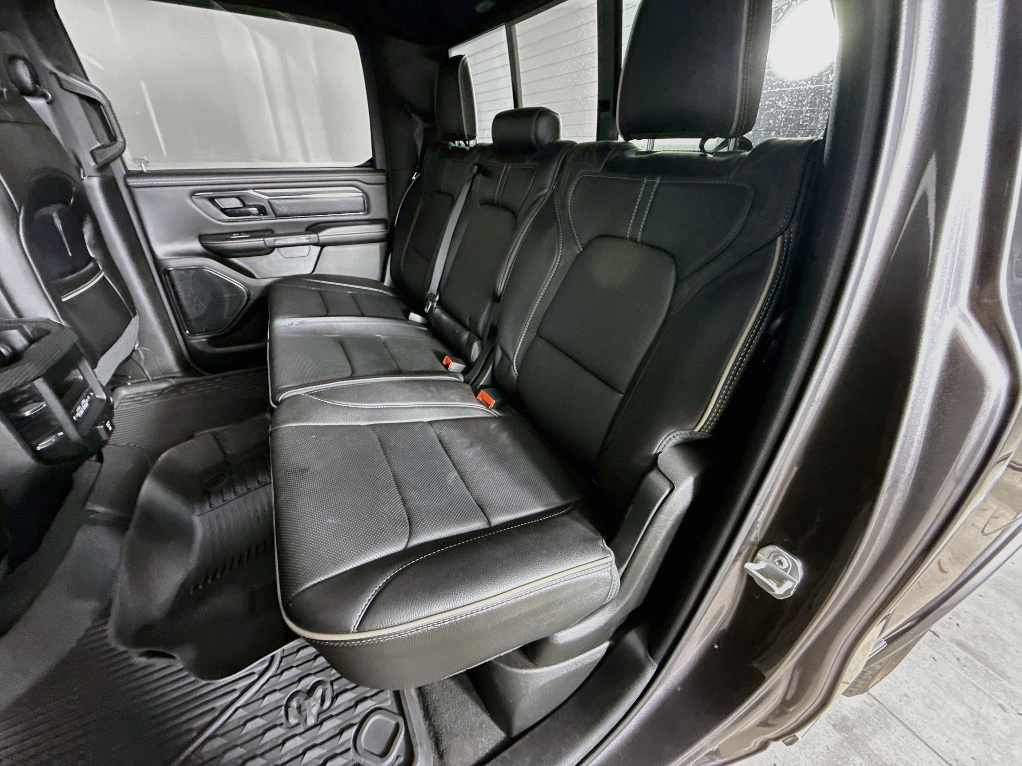 Used 2022 RAM 1500 Limited RWD image 28