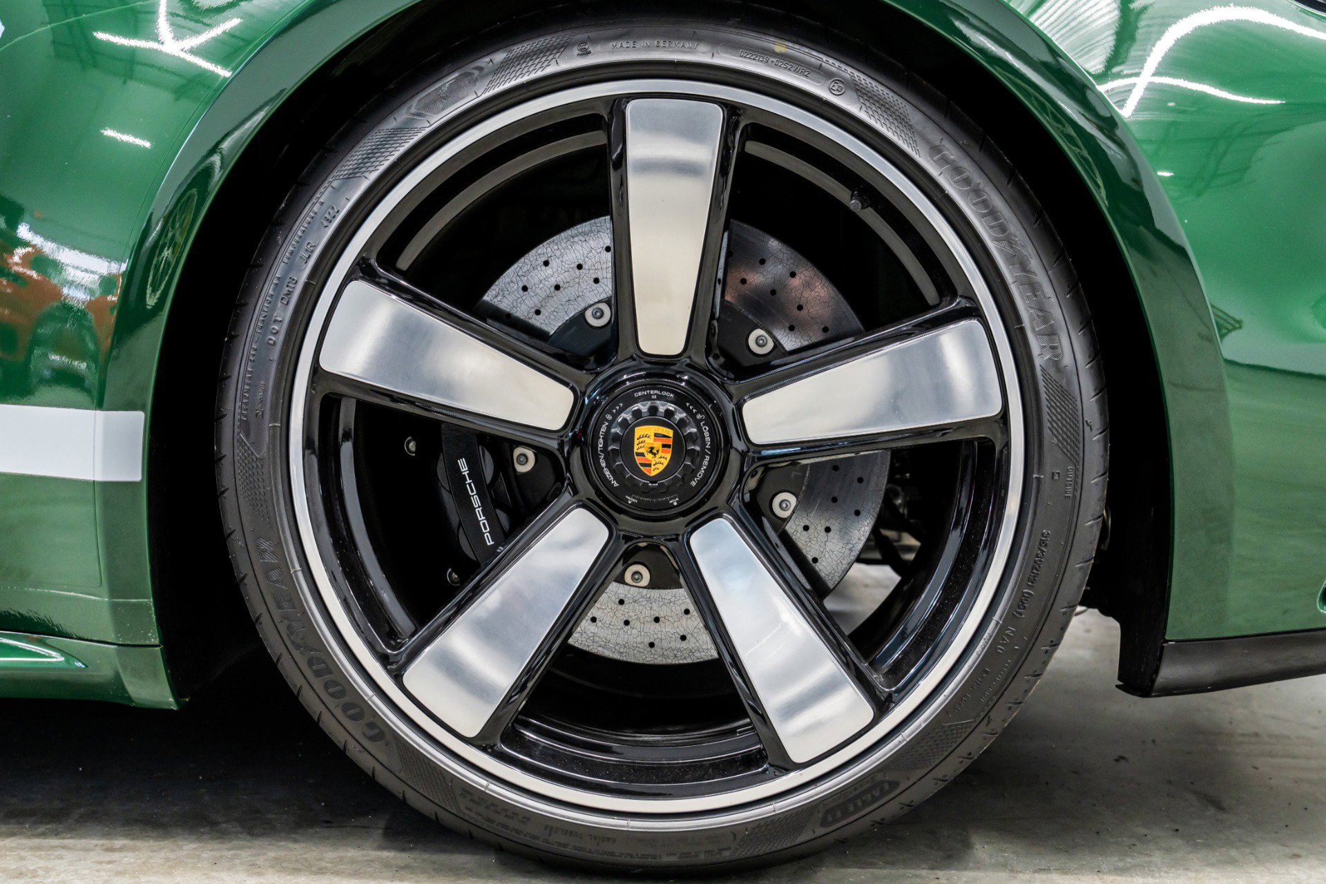 Used 2023 Porsche 911 Sport Classic image 39