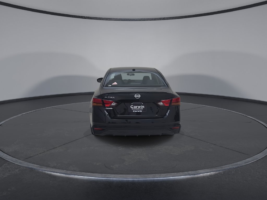 Used 2025 Nissan Altima 2.5 SV FWD image 15