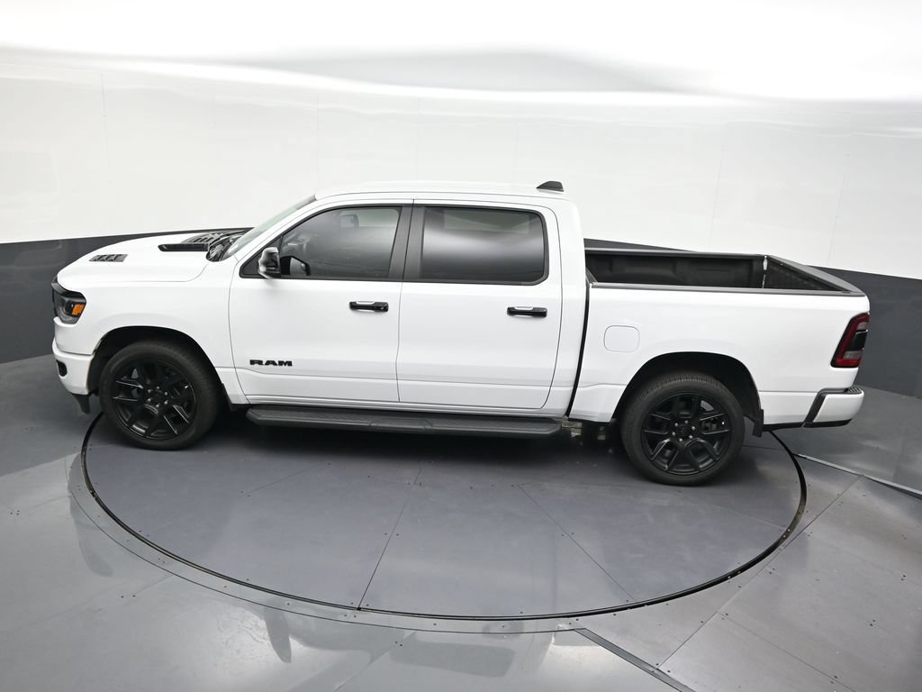 Used 2024 RAM 1500 Laramie AWD/4WD image 17