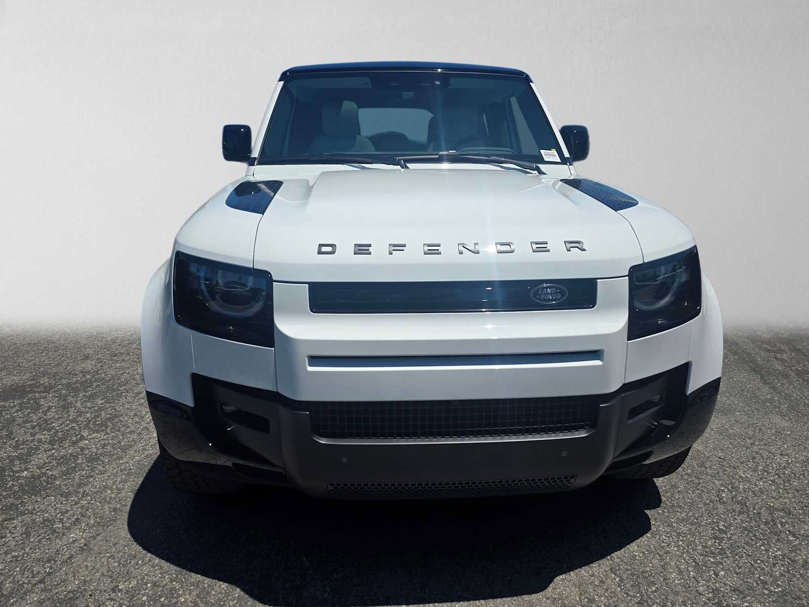 New 2026 Land Rover Defender 110 X-Dynamic SE AWD/4WD image 8