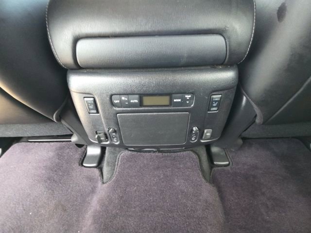 Used 2020 Nissan Armada Platinum w/ Captain's Chairs Package image 28