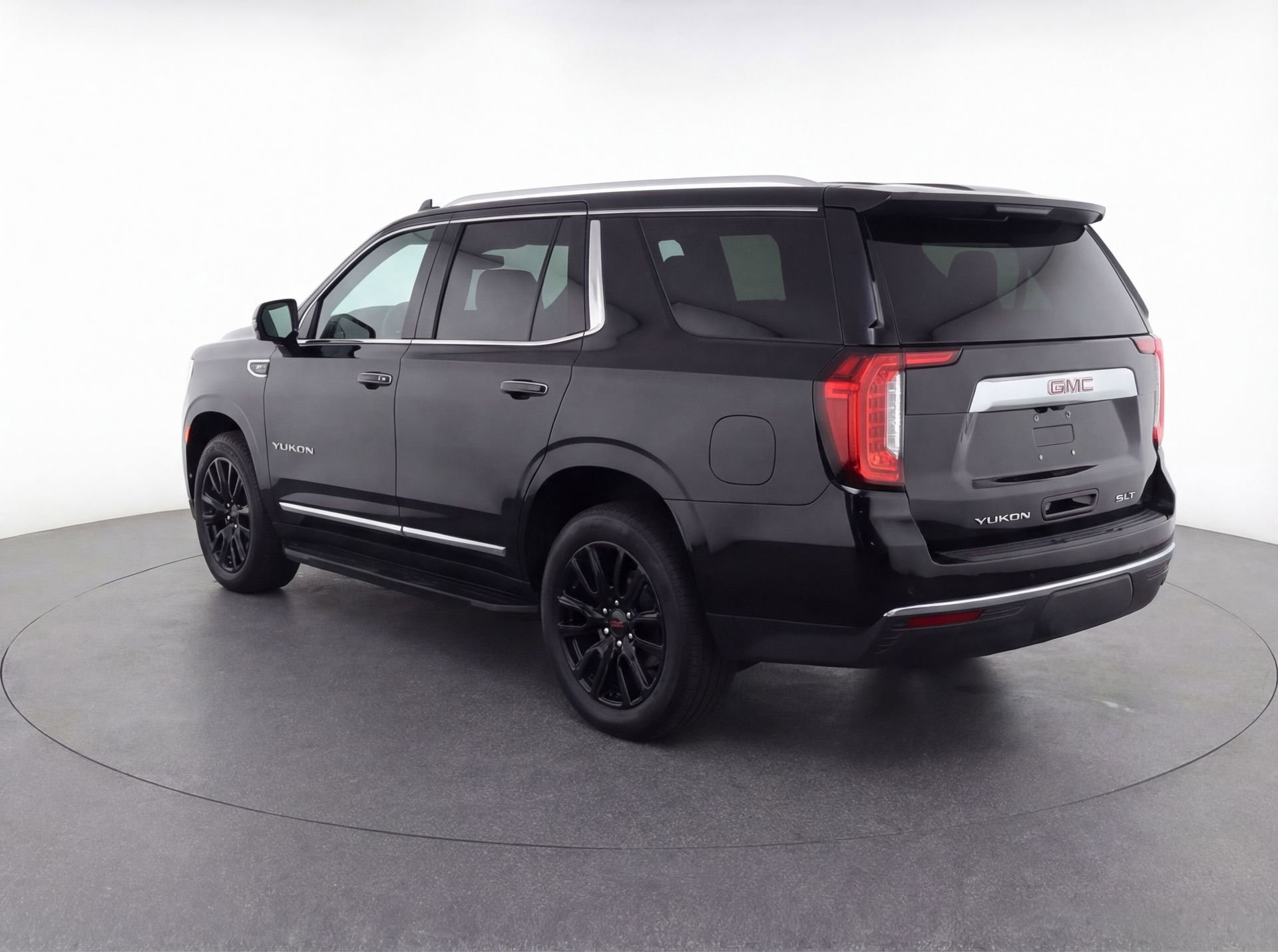 Used 2023 GMC Yukon SLT w/ SLT Premium Package video 2