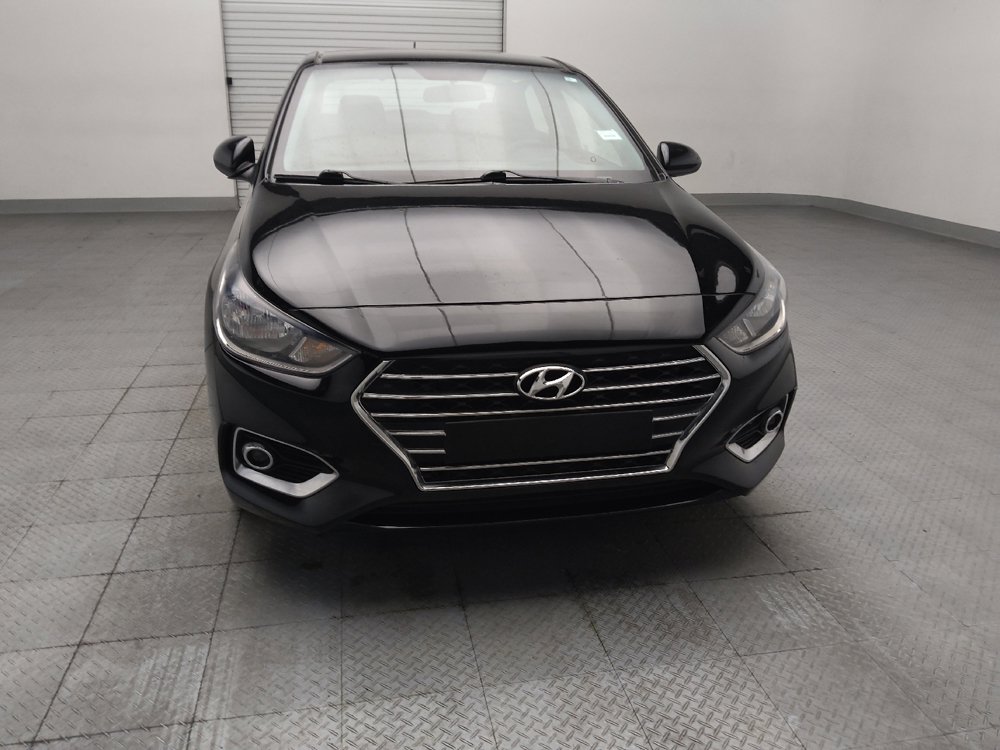 Used 2022 Hyundai Accent SEL FWD image 14