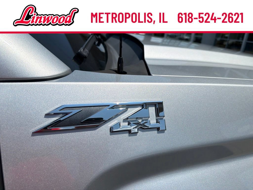 Used 2016 GMC Sierra 1500 SLT w/ SLT Premium Package AWD/4WD image 8