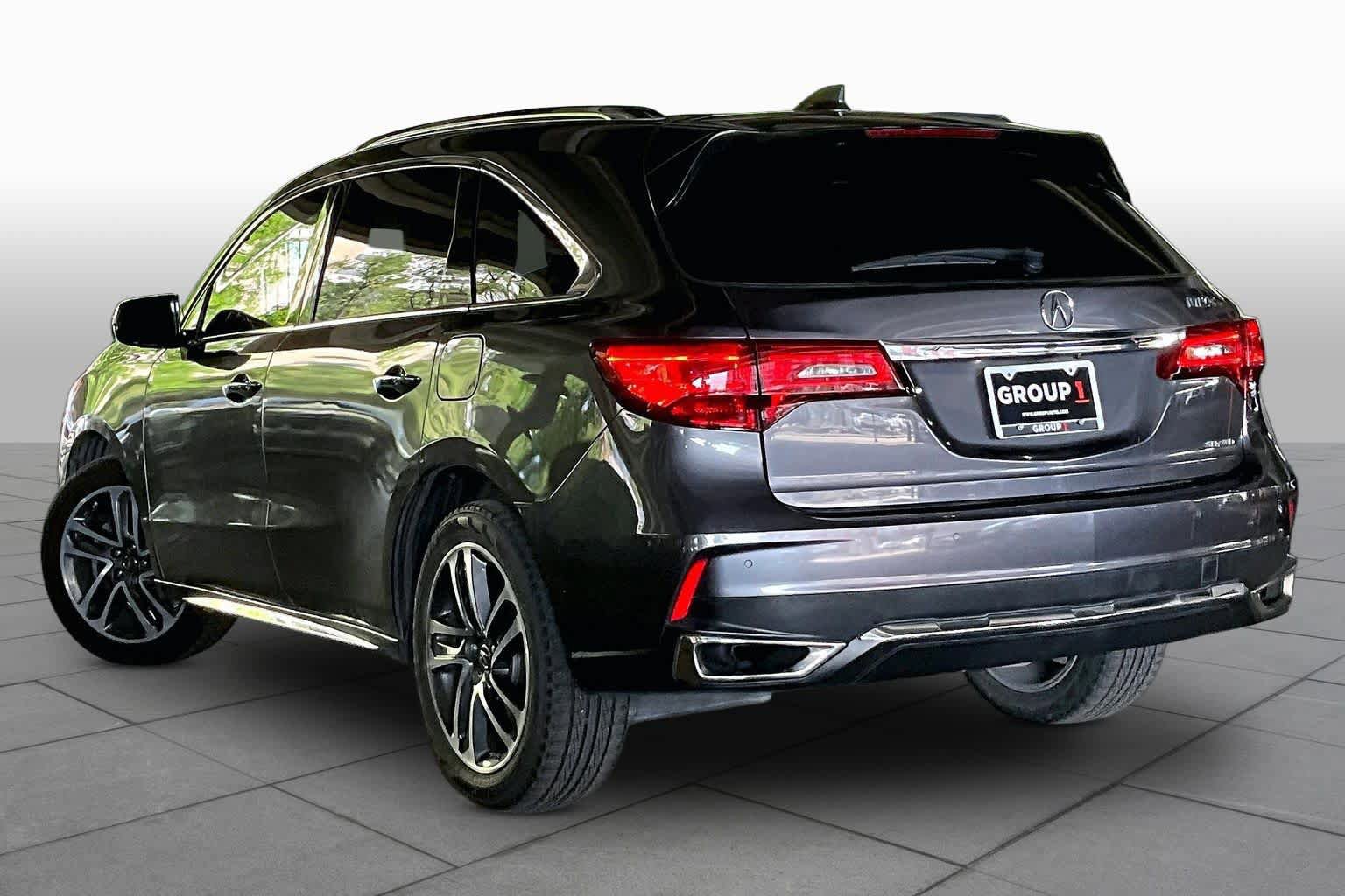 Used 2017 Acura MDX SH-AWD image 11