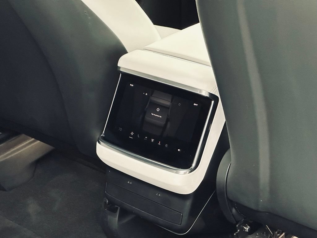 Used 2022 Tesla Model X Plaid AWD/4WD image 21