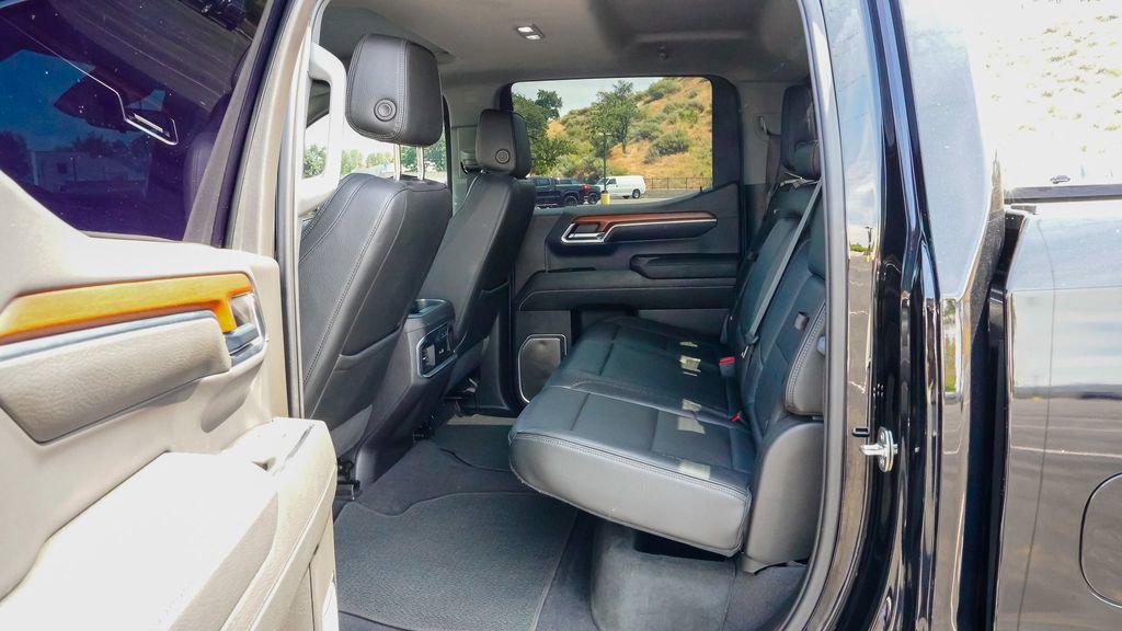 Used 2023 GMC Sierra 1500 Denali w/ Denali Reserve Package AWD/4WD image 14