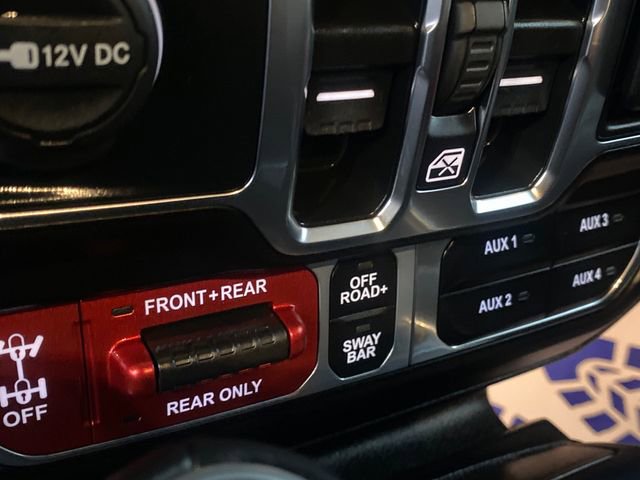 Used 2025 Jeep Wrangler Unlimited Rubicon 392 image 32