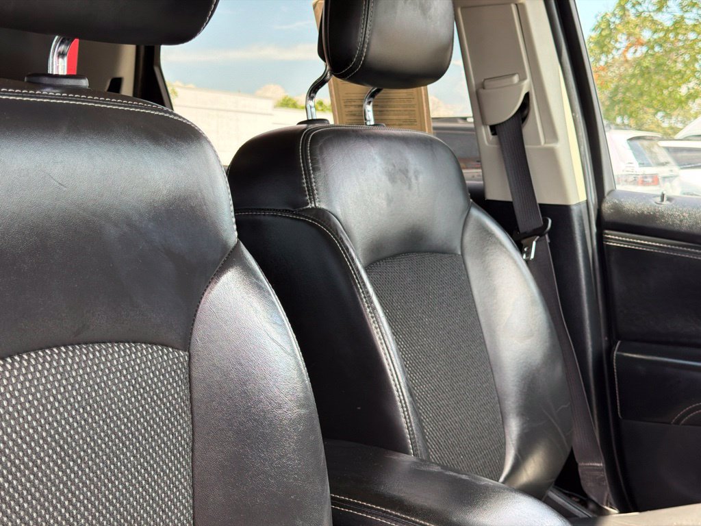 Used 2019 Dodge Journey Crossroad FWD image 23