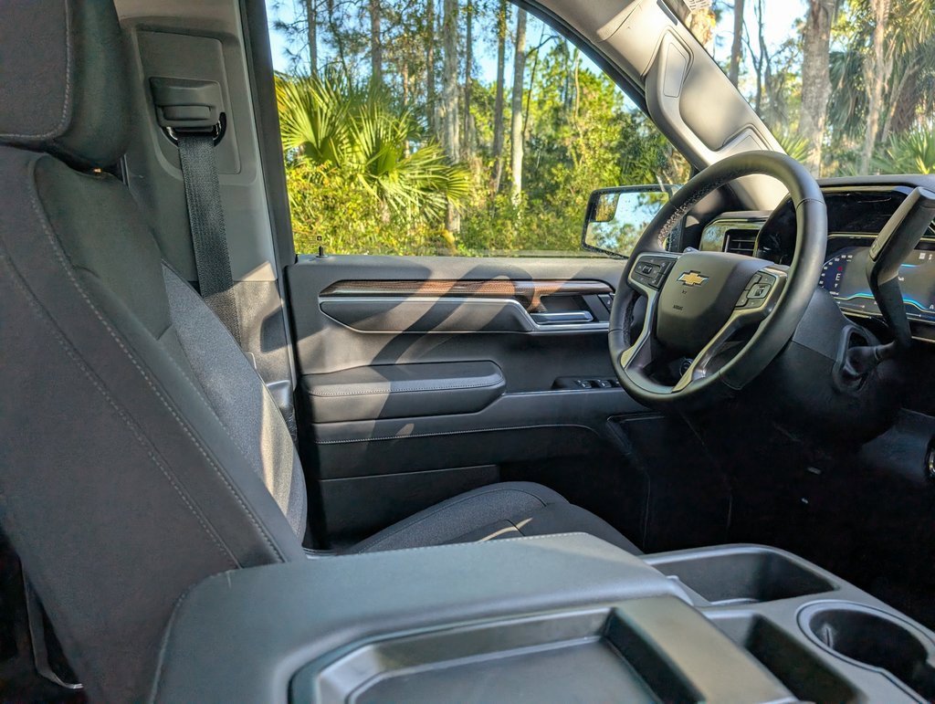 Used 2025 Chevrolet Silverado 1500 LT w/ Protection Package image 14