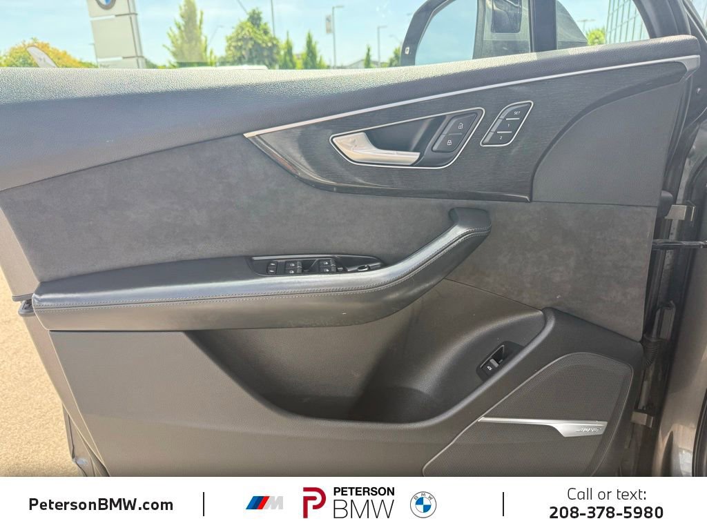 Used 2020 Audi Q7 3.0T Prestige w/ Prestige Package AWD/4WD image 14