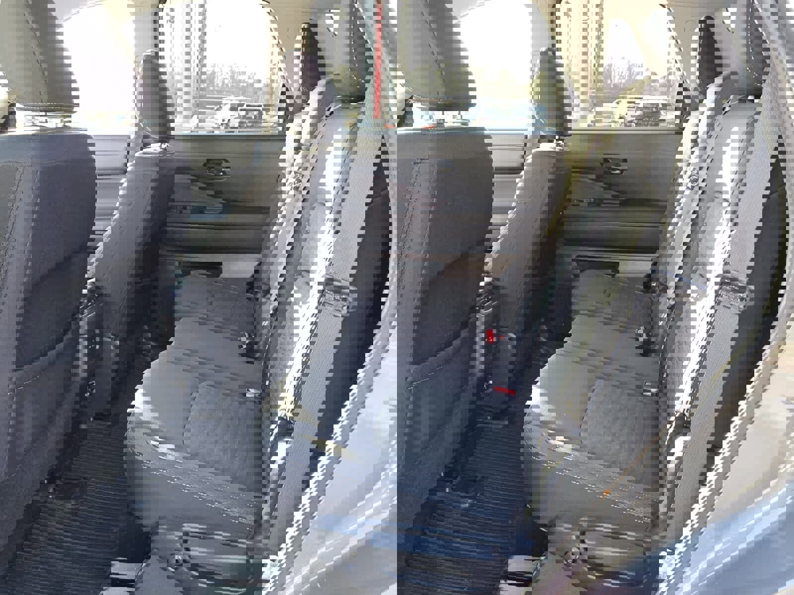 Used 2024 Nissan Pathfinder SV w/ Cargo Package image 4