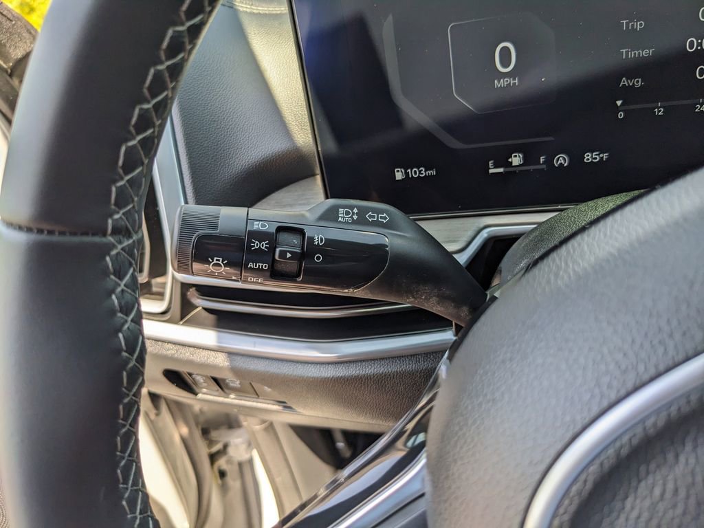 Certified 2025 Kia Sorento SX image 34