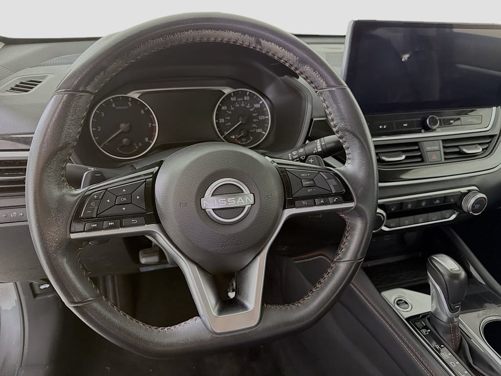 Used 2024 Nissan Altima 2.5 SR w/ SR Premium Package AWD/4WD image 14