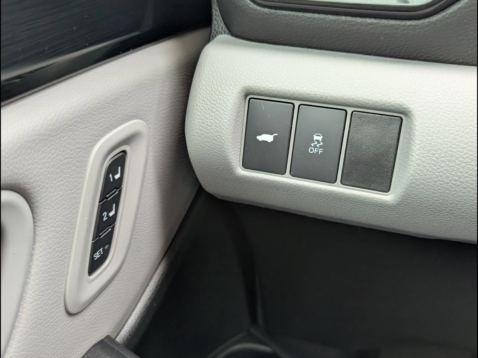 Certified 2025 Honda Pilot Touring image 16