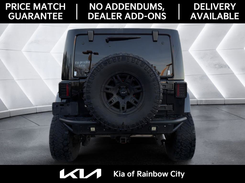 Used 2015 Jeep Wrangler Unlimited Sahara image 7