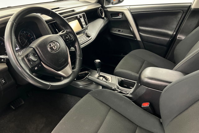 Used 2017 Toyota RAV4 XLE w/ All Weather Liner Package AWD/4WD image 15