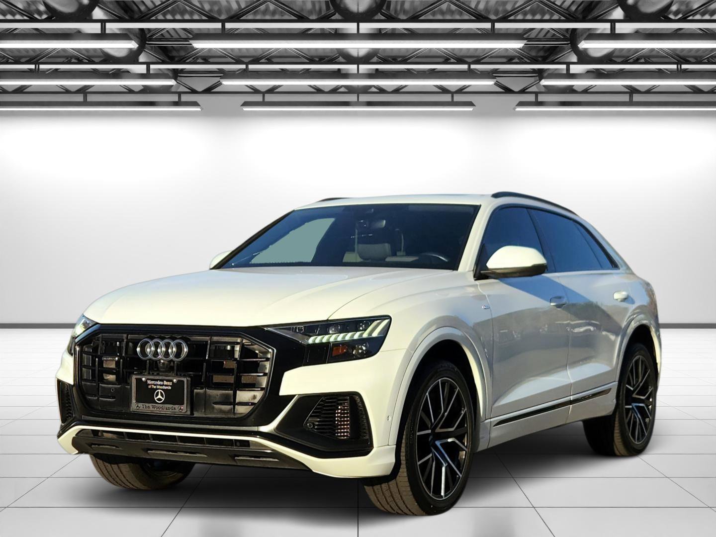 Used 2020 Audi Q8 Prestige w/ Prestige Package image 5
