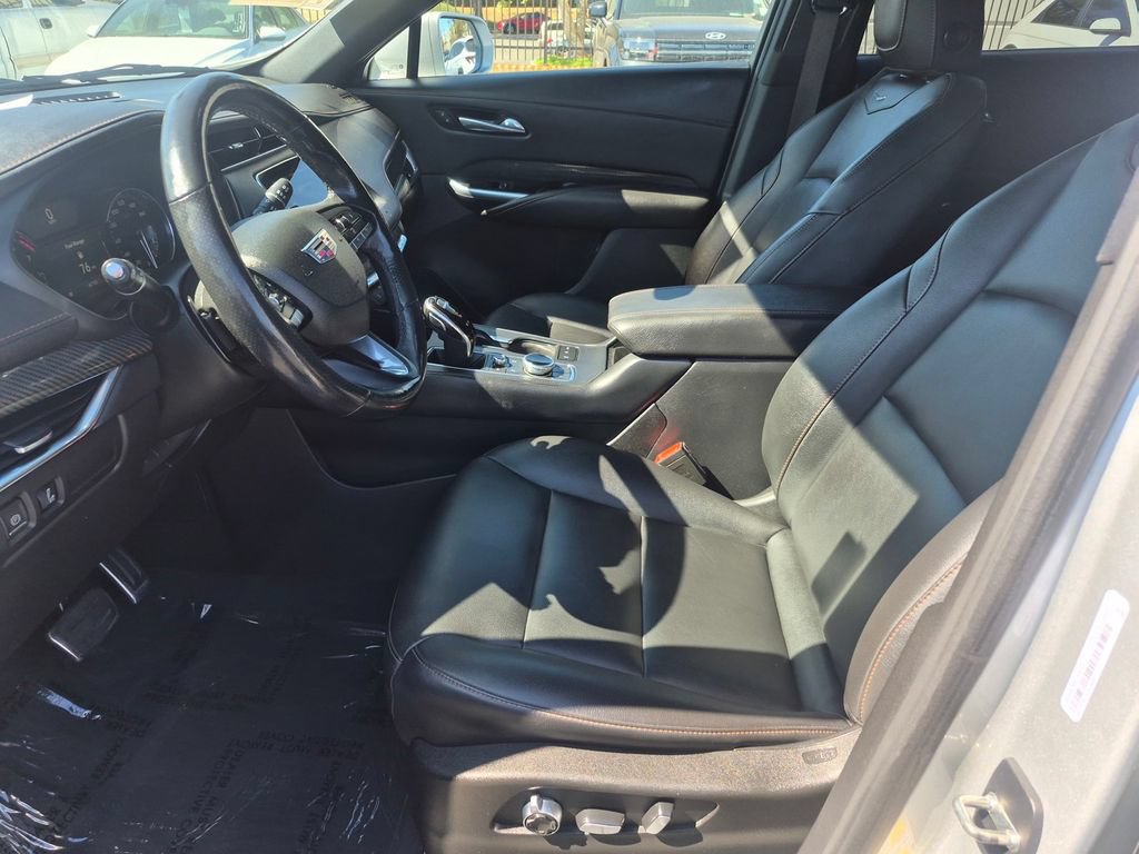 Used 2021 Cadillac XT4 Sport w/ Cold Weather Package FWD image 14