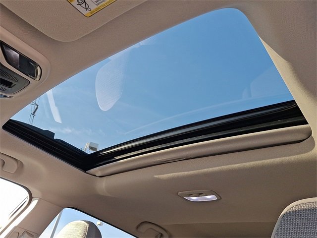 Used 2025 Subaru Outback Premium image 14