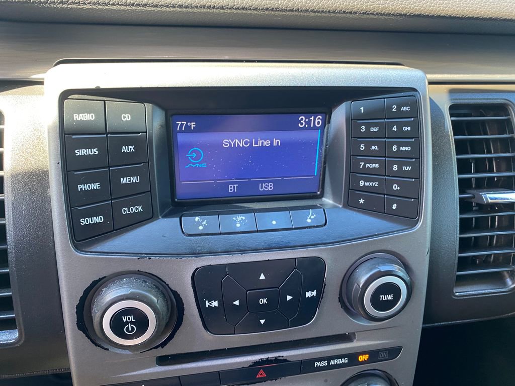 Used 2016 Ford Flex SE image 16