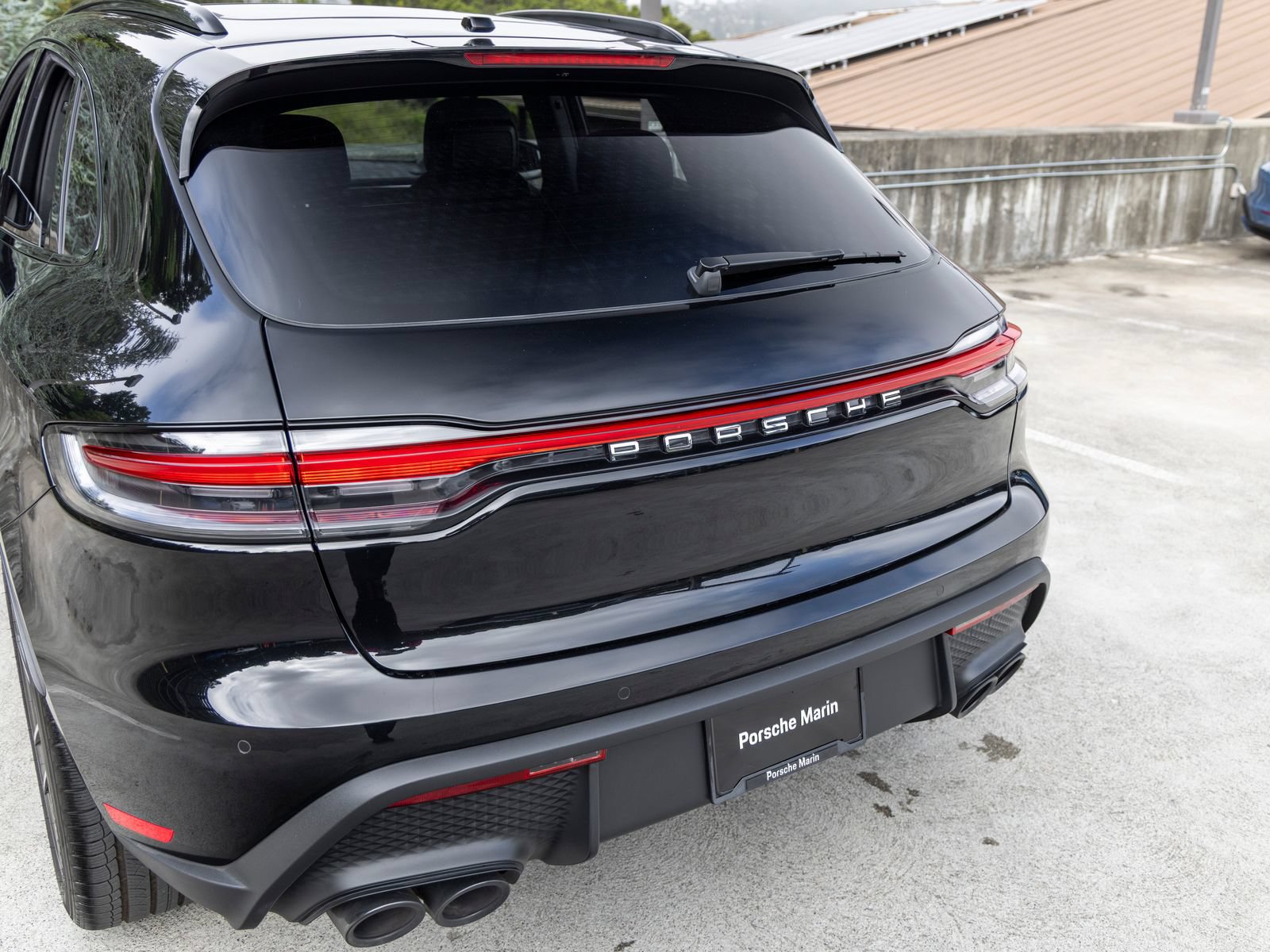 Certified 2026 Porsche Macan AWD/4WD image 22