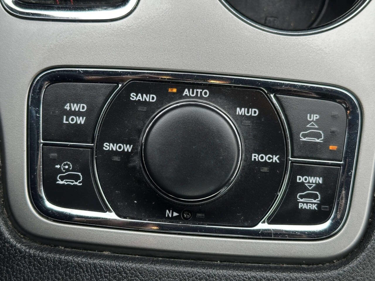 Used 2018 Jeep Grand Cherokee Trailhawk w/ Trailhawk Luxury Group AWD/4WD image 33