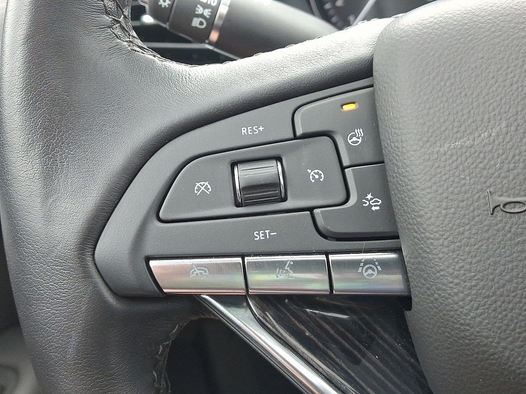 Certified 2025 Cadillac XT6 Premium Luxury w/ Technology Package AWD/4WD image 23