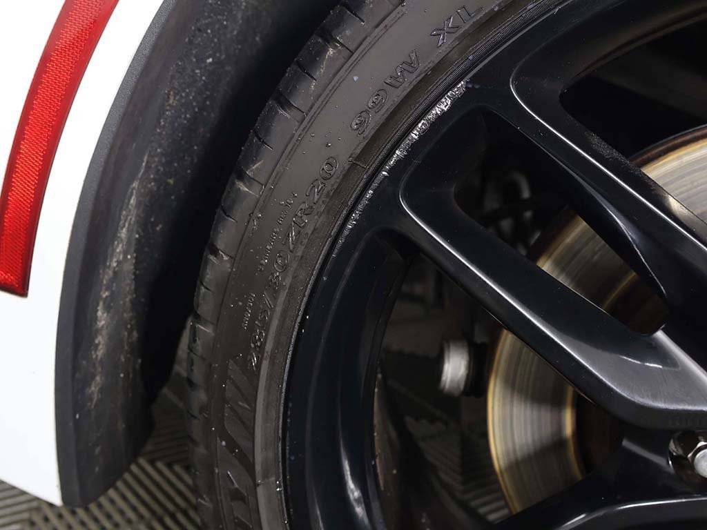 Used 2019 Chevrolet Corvette Stingray Coupe w/ 1LT image 21