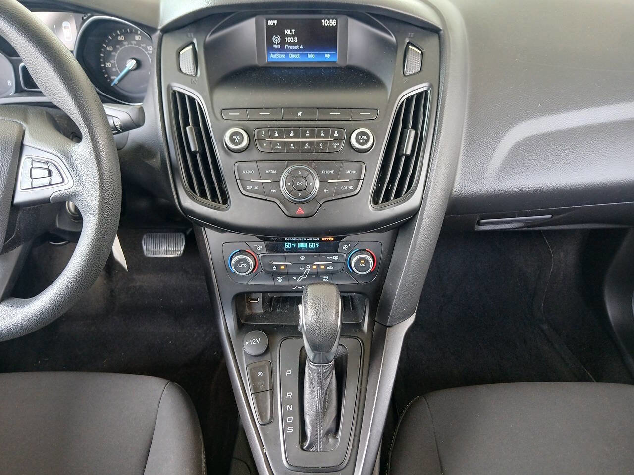 Used 2018 Ford Focus SE FWD image 19