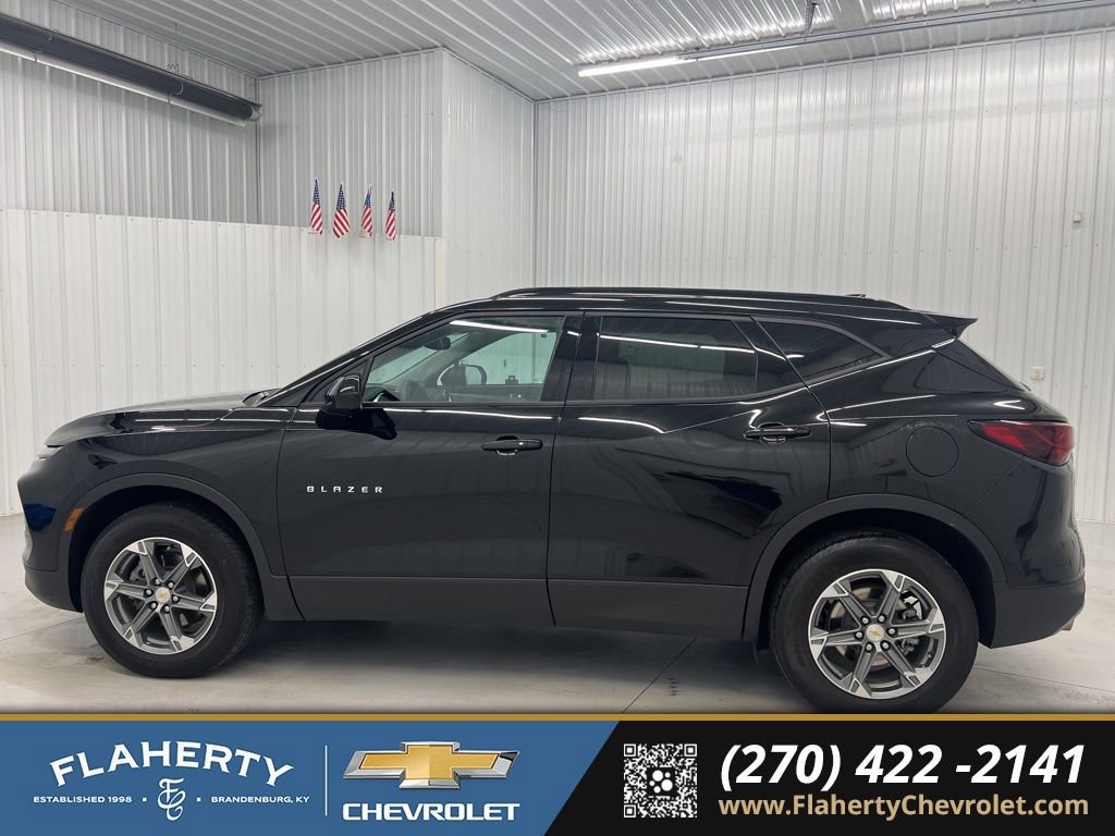 Used 2024 Chevrolet Blazer LT w/ Convenience Package image 5