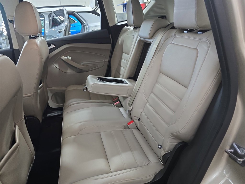 Used 2017 Ford C-MAX Titanium w/ Equipment Group 301A image 11