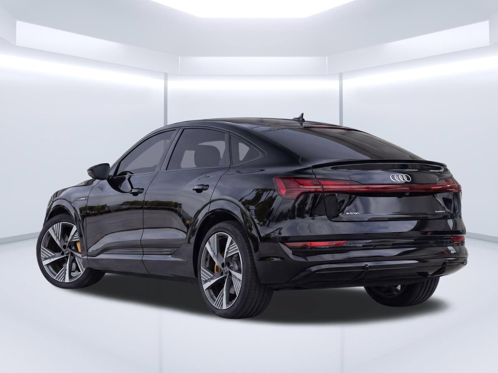 Used 2022 Audi e-tron Prestige AWD/4WD image 7