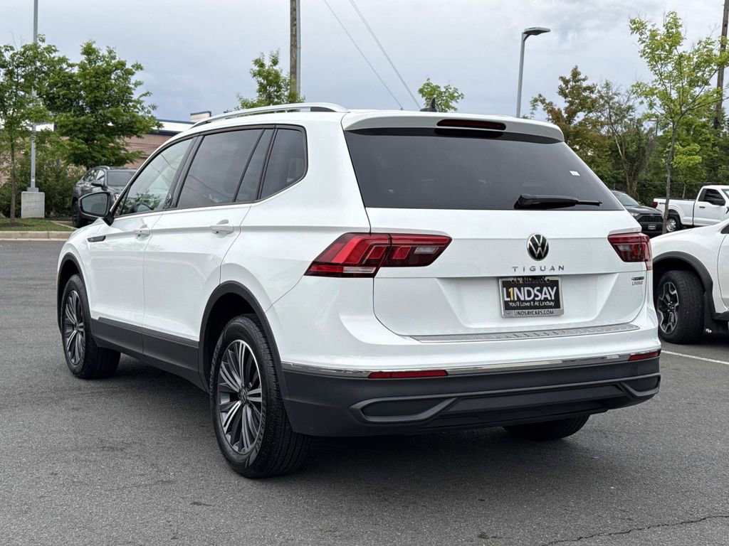 Used 2024 Volkswagen Tiguan Wolfsburg Edition w/ Panoramic Sunroof Package AWD/4WD image 5